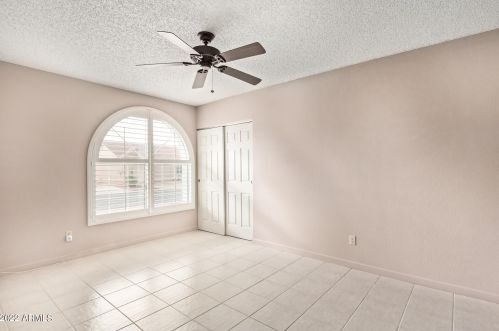 1528 Indian Wells Dr, Chandler AZ  85249-4066 exterior