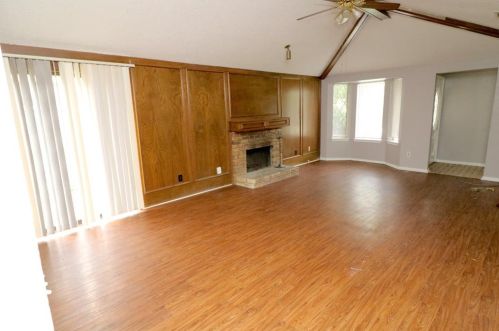 11914 Garden Terrace Dr, Dallas, TX 75243-5042