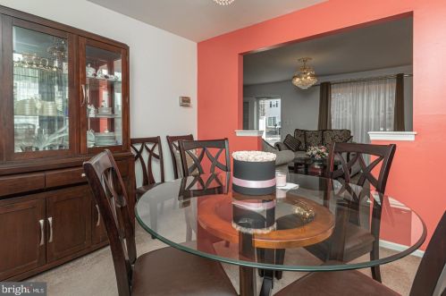 722 Girard Ave, Lansdale PA 19446-5266 exterior