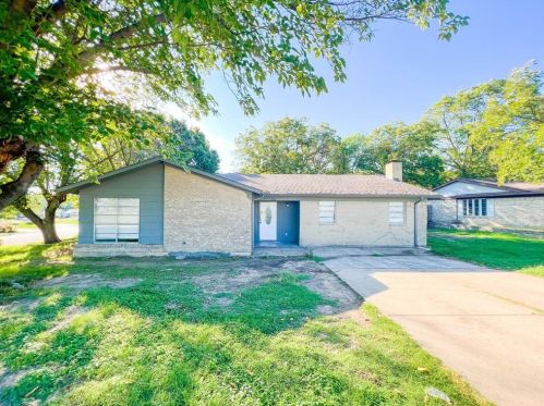 936 Las Vegas Trl, Fort Worth TX  76108-1023 exterior