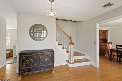 9 Fox Chase Rd, Parsippany, NJ 07834-3001