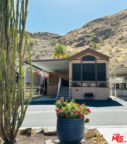 69333 Palm Canyon Dr, Cathedral City CA  92234-1416 exterior