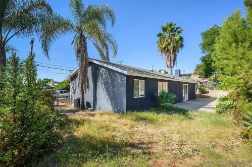 1219 Camillo Way, El Cajon CA  92021-3403 exterior