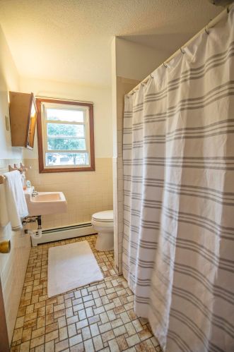 9 Mulberry Rd, Salem NH  03079-3801 exterior