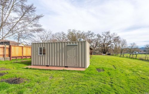 6530 Old Redwood Hwy, Santa Rosa CA  95403-1480 exterior