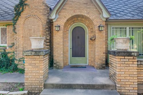 1600 Riverside Dr, Fort Worth, TX 76104-5874