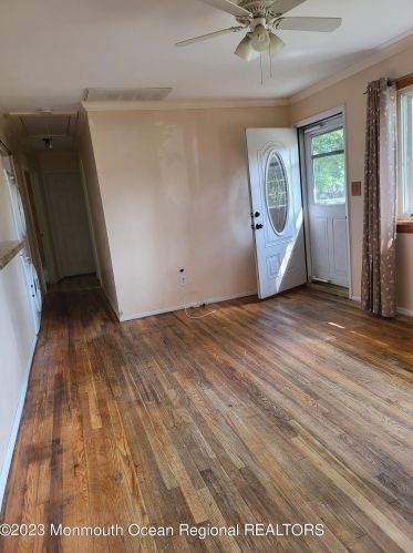 11 Henry Ct, Bricktown, NJ 08724-7110