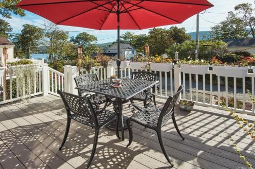 19 Rocky Trl, Greenwood Lake, NY 10925-4240