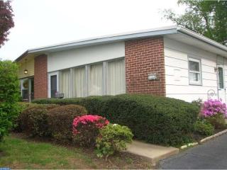 1116 Grant Ave, Philadelphia, PA 19115-3705