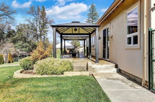 18959 Siesta Dr, Lake Wildwood CA  95946-8917 exterior