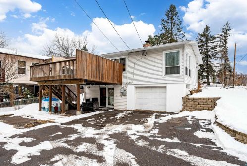 4230 Dodge St, Duluth MN  55804-1448 exterior