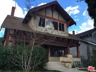 154 Kingsley Dr, Los Angeles, CA 90004-4321