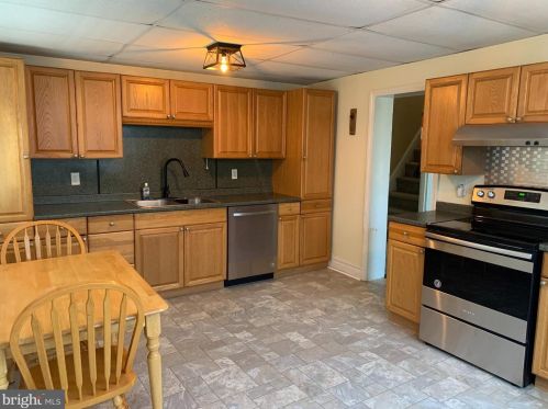 455 Spruce St, Pottstown PA  19464-5341 exterior
