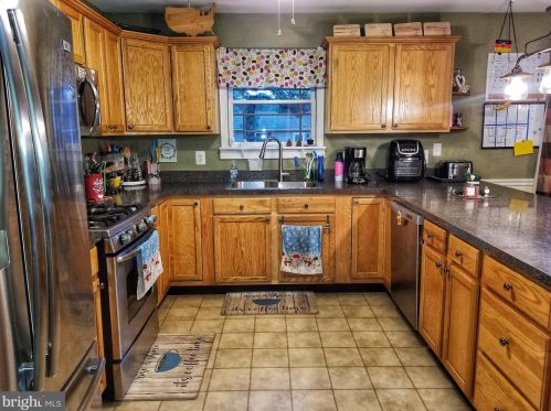 210 Cherokee Dr, Browns Mills NJ  08015-6323 exterior