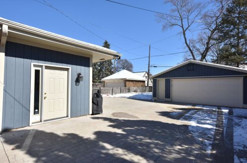 480 49th St, Milwaukee WI  53208-3664 exterior