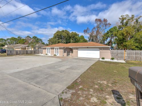 10199 Elgin Blvd, Brooksville, FL 34608-1709