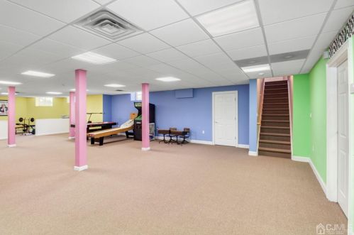 2 Winchester Dr, East Brunswick NJ  08816-3385 exterior