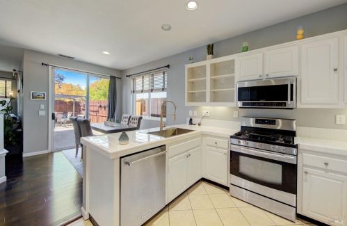 3881 Louis Krohn Dr, Santa Rosa CA  95407-2529 exterior