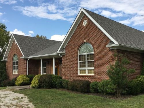 1040 Scott Station Rd, Shelbyville, KY 40065-9752