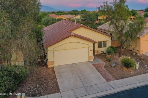 8380 Wind Swept Ln, Tucson, AZ 85743-5270