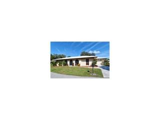 509 Villa Park Dr, Nokomis, FL 34275-4227