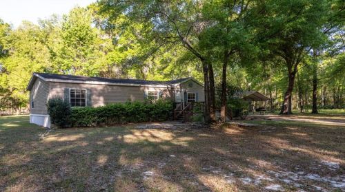 3323 135th St, Anthony, FL 32617-2251