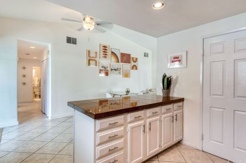 51899 Avenida Carranza, La Quinta CA  92253-3156 exterior