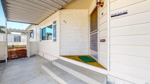 87 Westgate Cir, Santa Rosa, CA 95401-9016