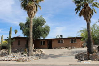 2145 Window Rock Dr, Tucson, AZ 85745-1854