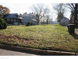 2005 King St, Portsmouth, VA 23704-3019