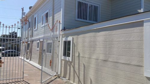 1725 96th Ave, Oakland CA  94603-1613 exterior