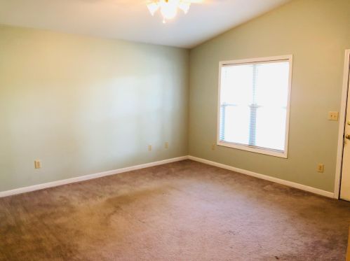 715 Lexington Ave, Cayce-West Columbia SC  29033-3928 exterior