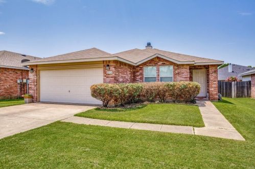 6112 Countess Ln, Denton, TX 76210-0409