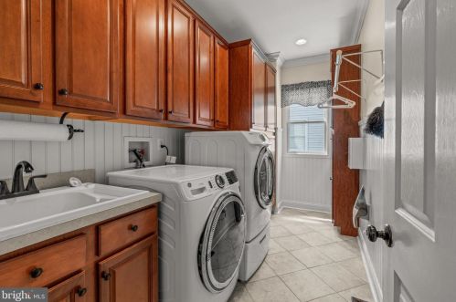 224 Shelly Dr, Collegeville PA  19426-2667 exterior