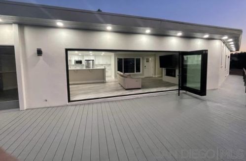 1110 Monterey Dr, El Cajon CA  92020-6718 exterior