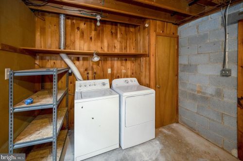 120 Hillside Dr, Locust Grove VA 22508-5233 exterior