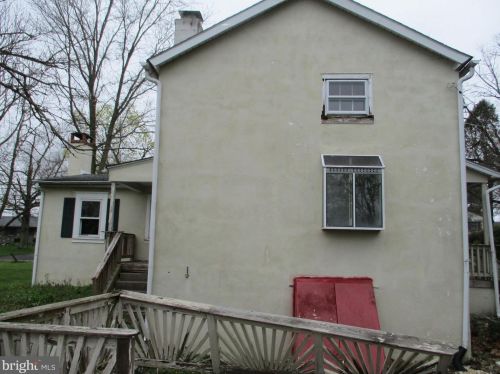 1810 Schwenksville Rd, Collegeville PA  19473-1942 exterior