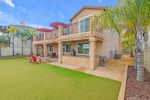 13 Via Niccolo Ct, Lake Elsinore CA  92532-0147 exterior