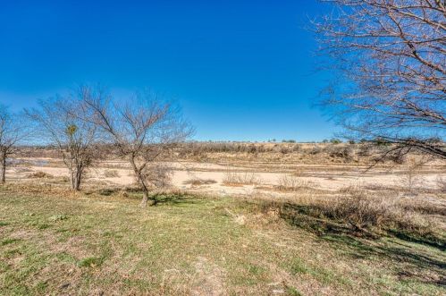 1107 Sandstone St, Sunrise Beach TX  78643-2426 exterior