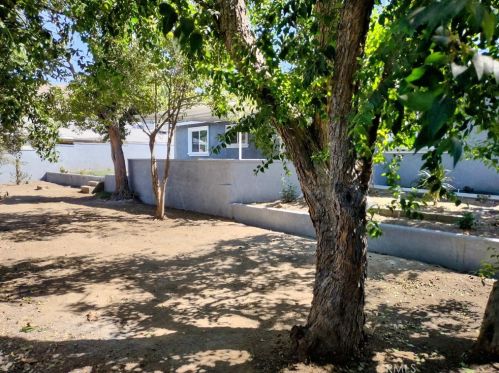 3780 La Hacienda Dr, San Bernardino CA  92404-2039 exterior