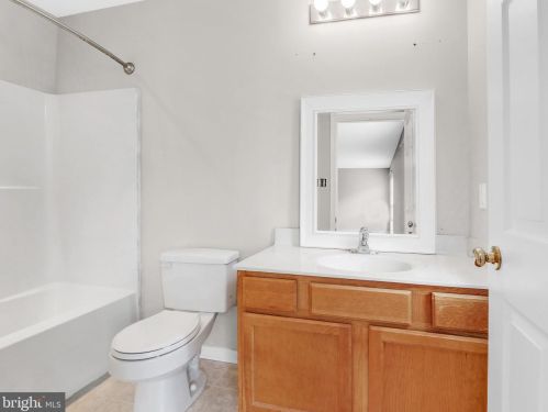 2724 Shelburne Rd, Downingtown PA  19335-6015 exterior