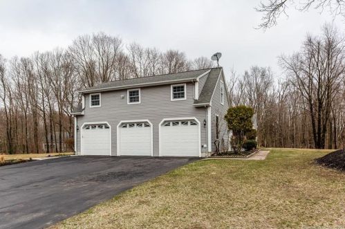 165 Christian Hill Rd, Higganum, CT 06441-4078