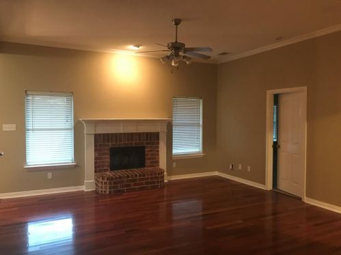 175 Churchill Cir, Weatherford, TX 76085-2821