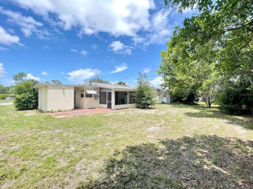 1371 Rockhill St, Deltona FL  32725-5723 exterior