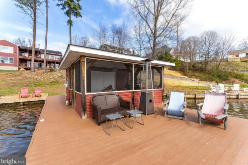 24234 Lands End Dr, Madison Mills VA  22960-3543 exterior