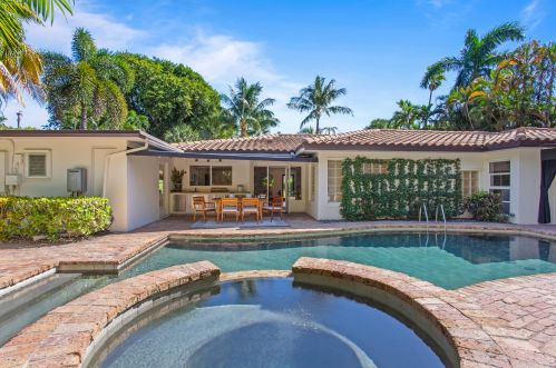 330 7th Ave, Delray Beach FL  33483-5521 exterior