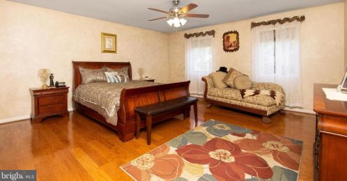 1404 Southwind Way, Dresher PA  19025-1026 exterior