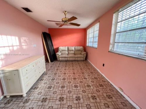 1031 53 St, Hialeah FL  33012-2202 exterior