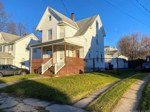 27 Cottage Pl, New Britain, CT 06051-2105