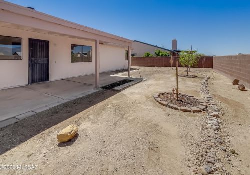 10261 Woodhaven Ln, Tucson AZ  85748-6765 exterior